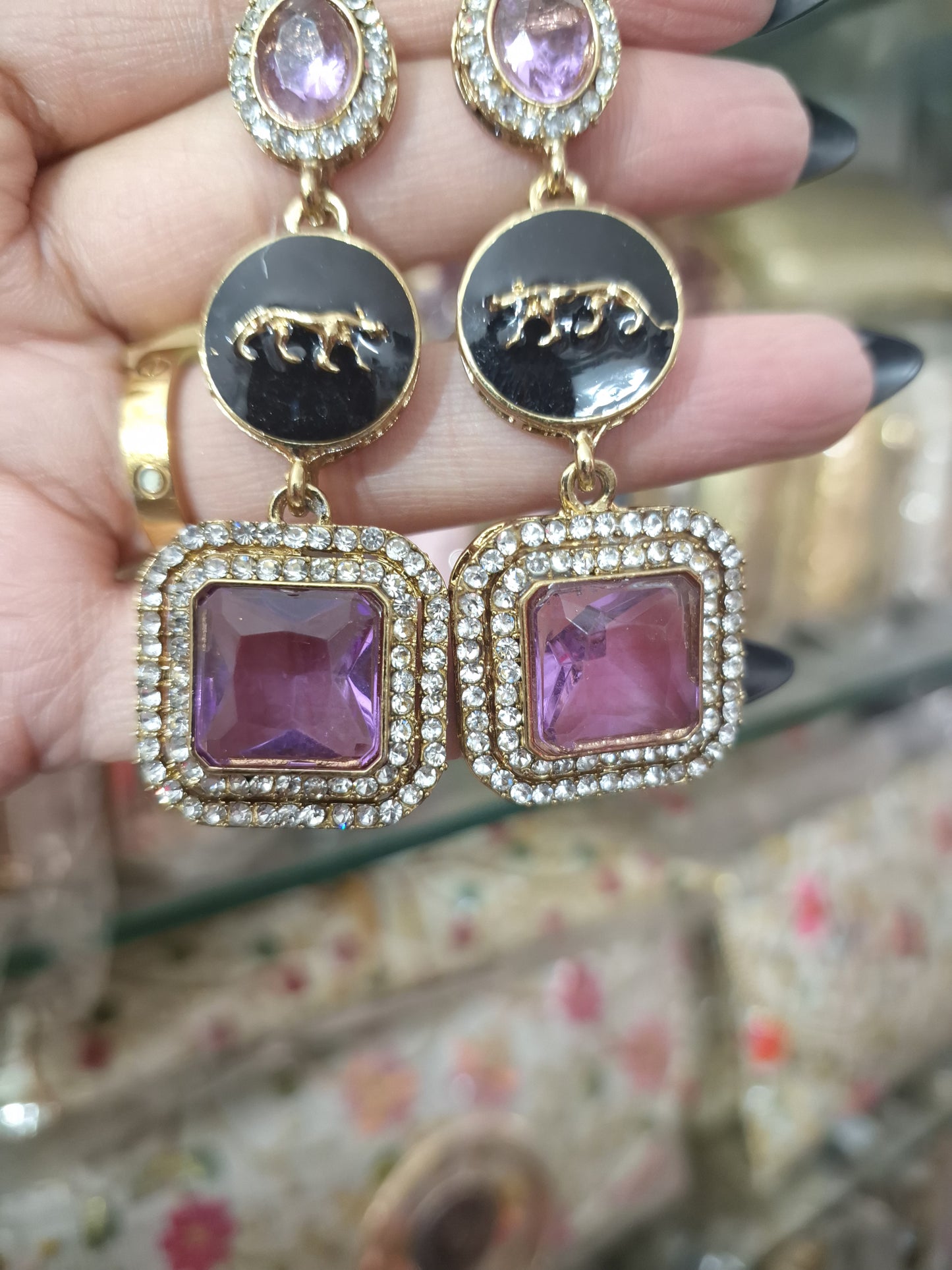 Sabya Jhumka