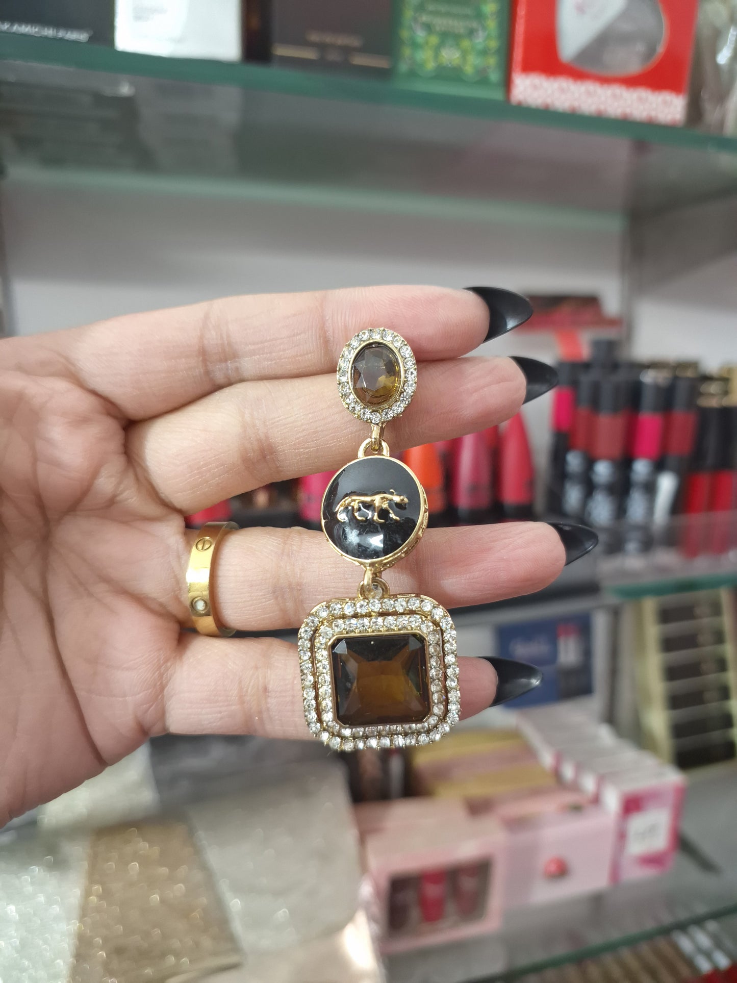 Sabya Jhumka