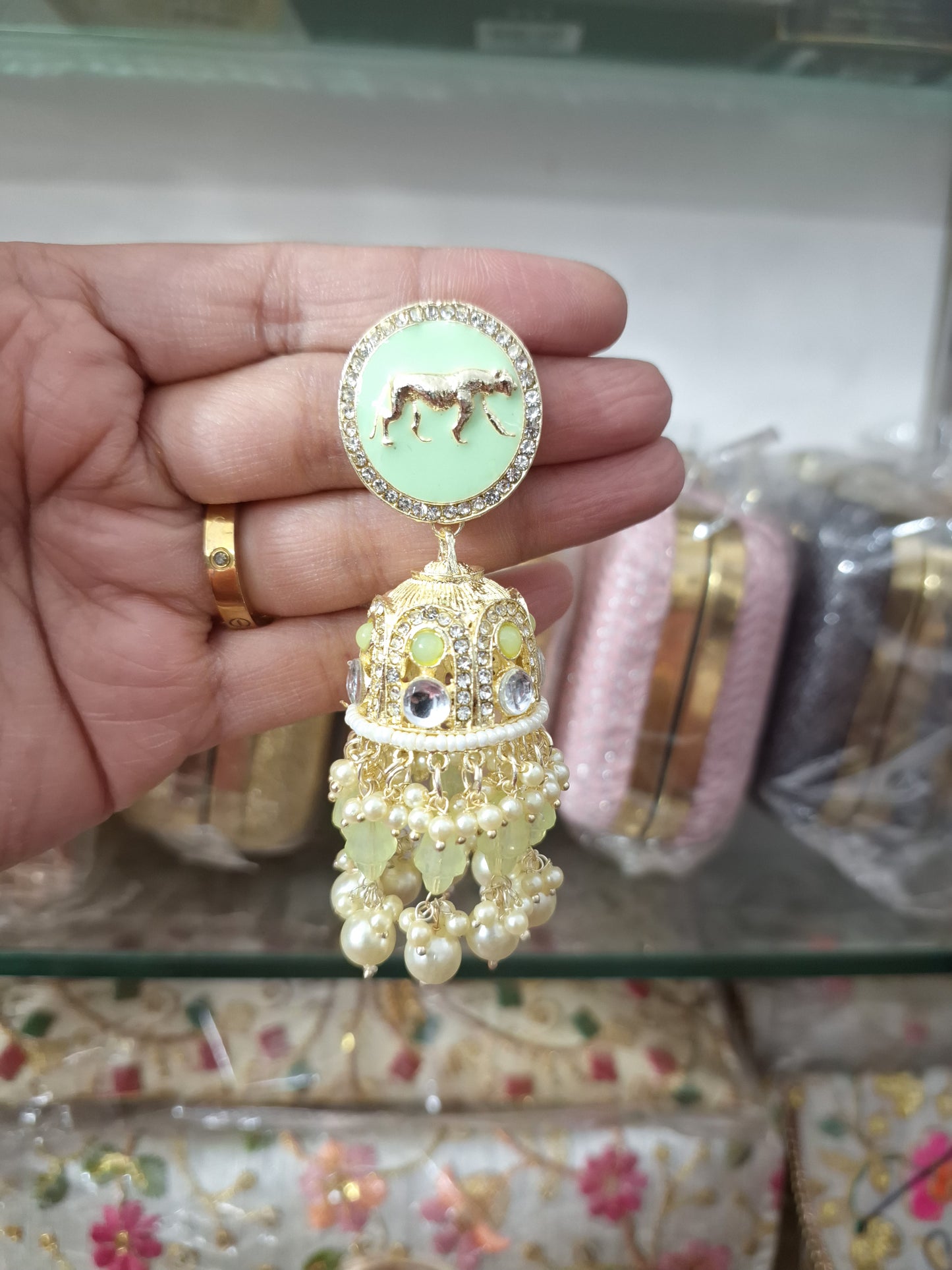 Sabya Jhumka