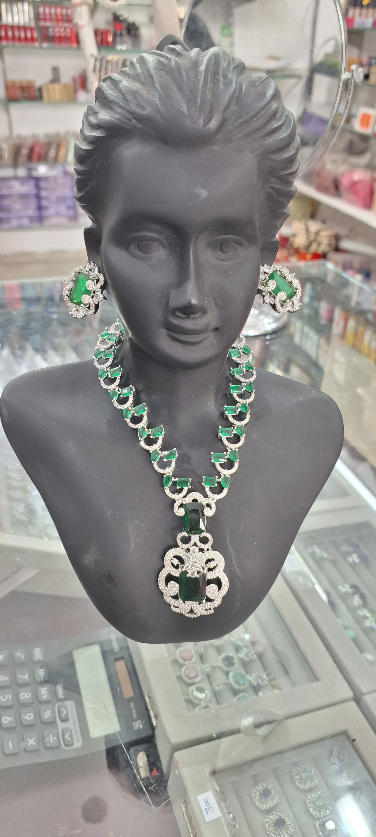Nita Ambani AD Jewellery Set