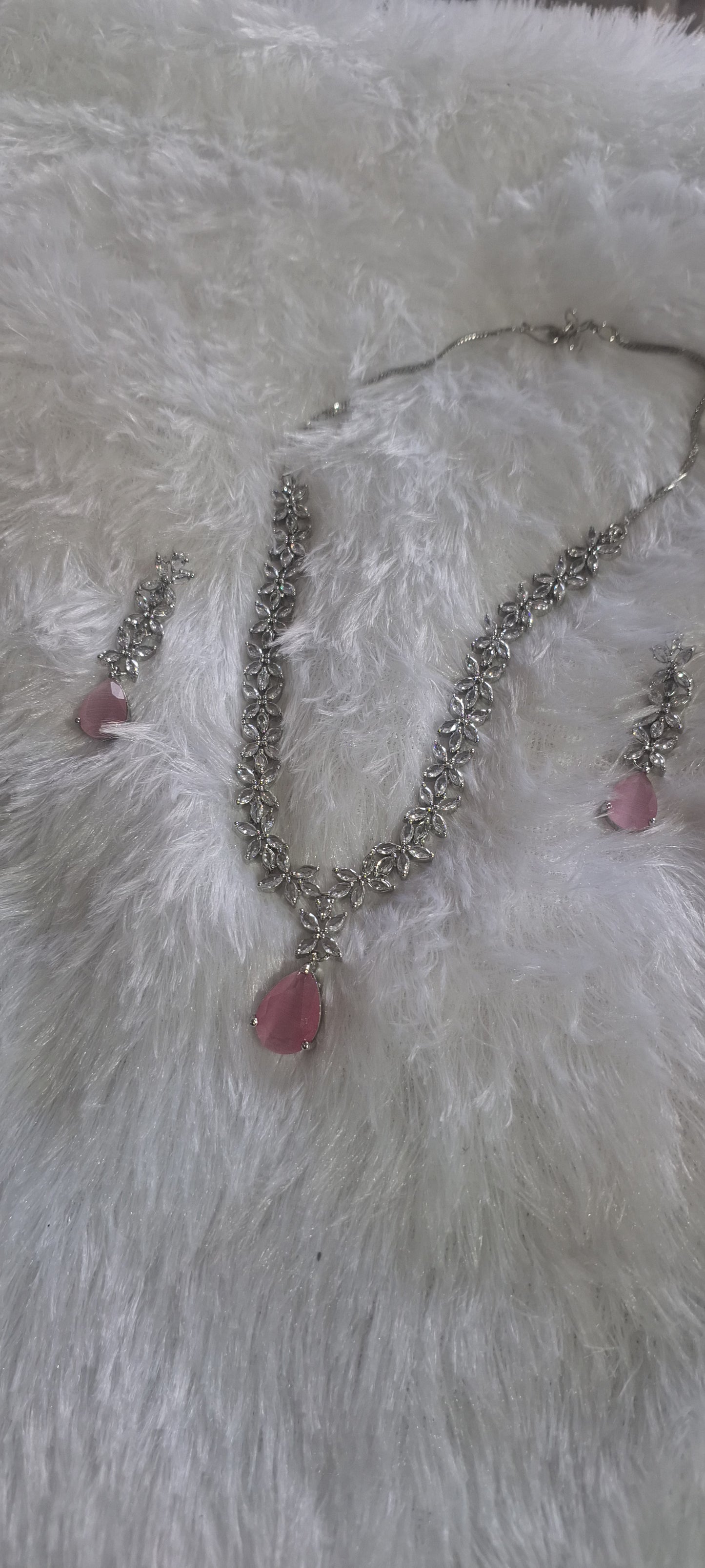 Starcut AD Jewellery Set