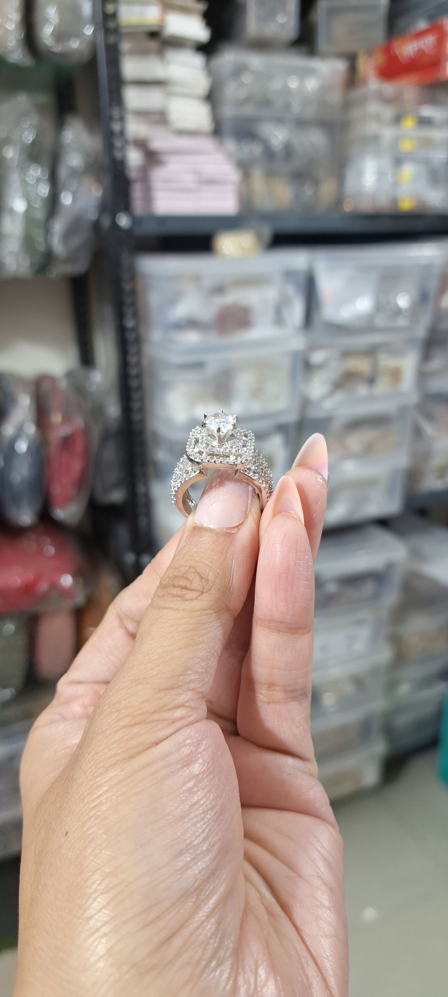 Starcut AD Solitaire Ring