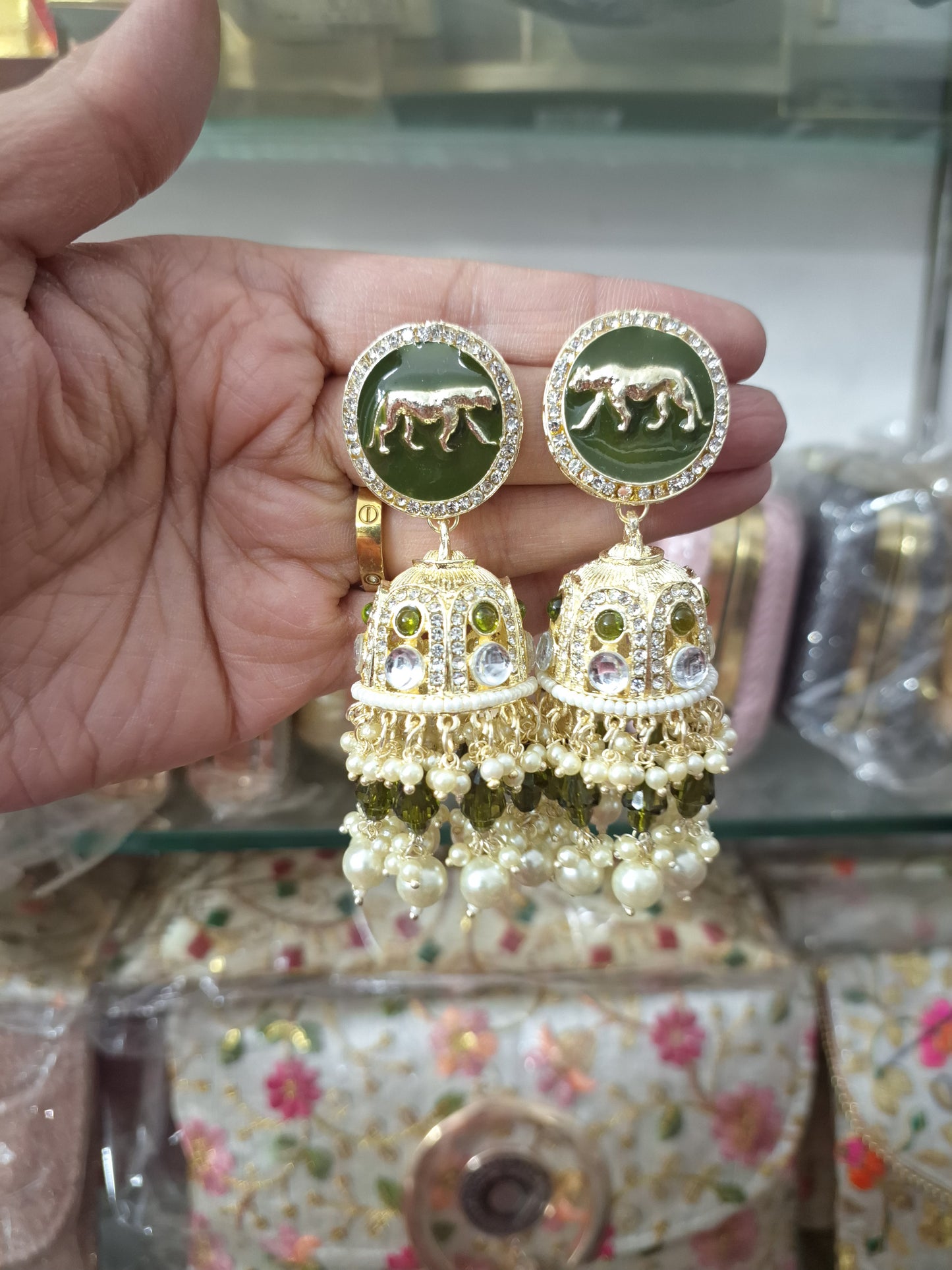 Sabya Jhumka