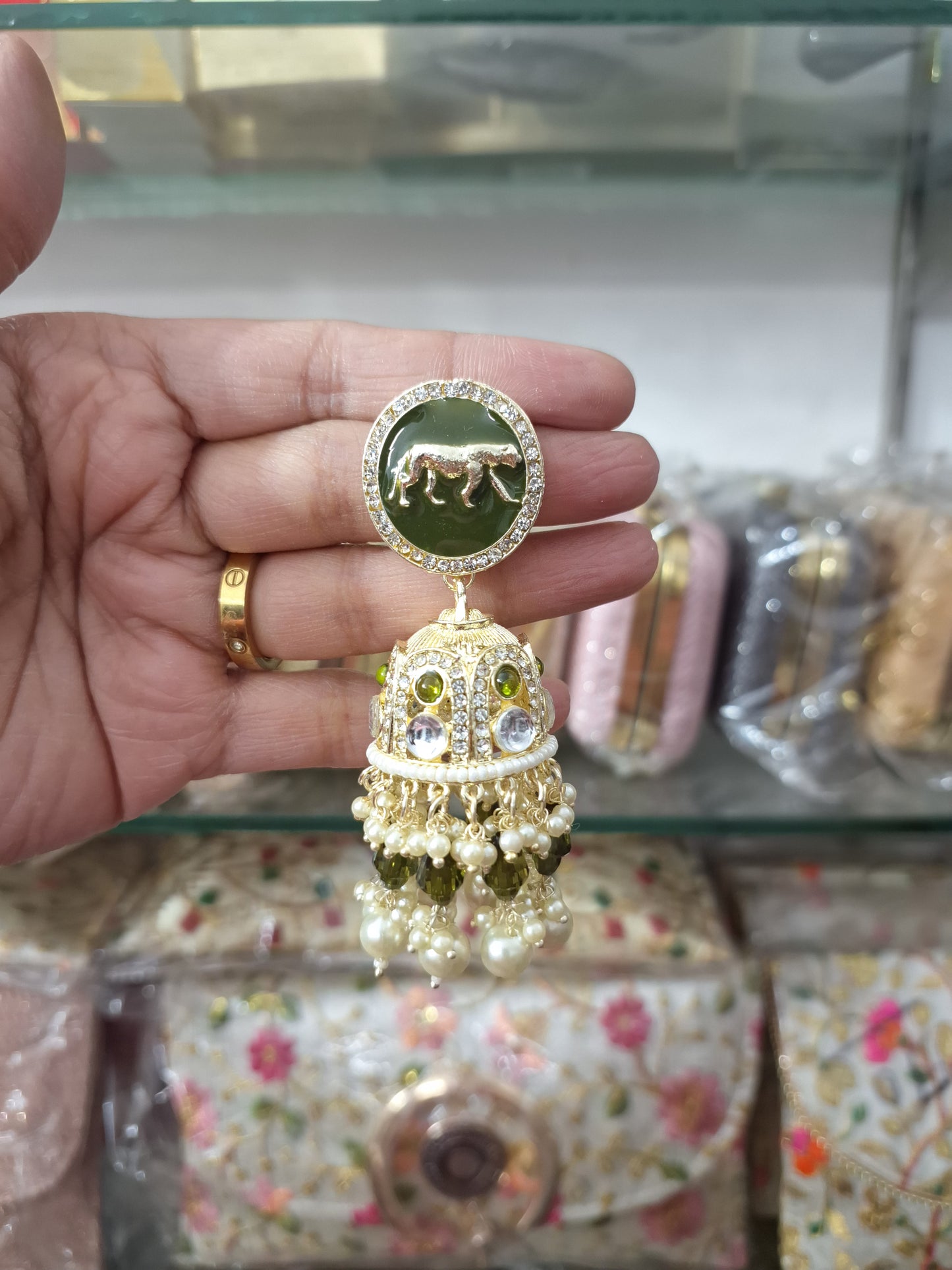 Sabya Jhumka