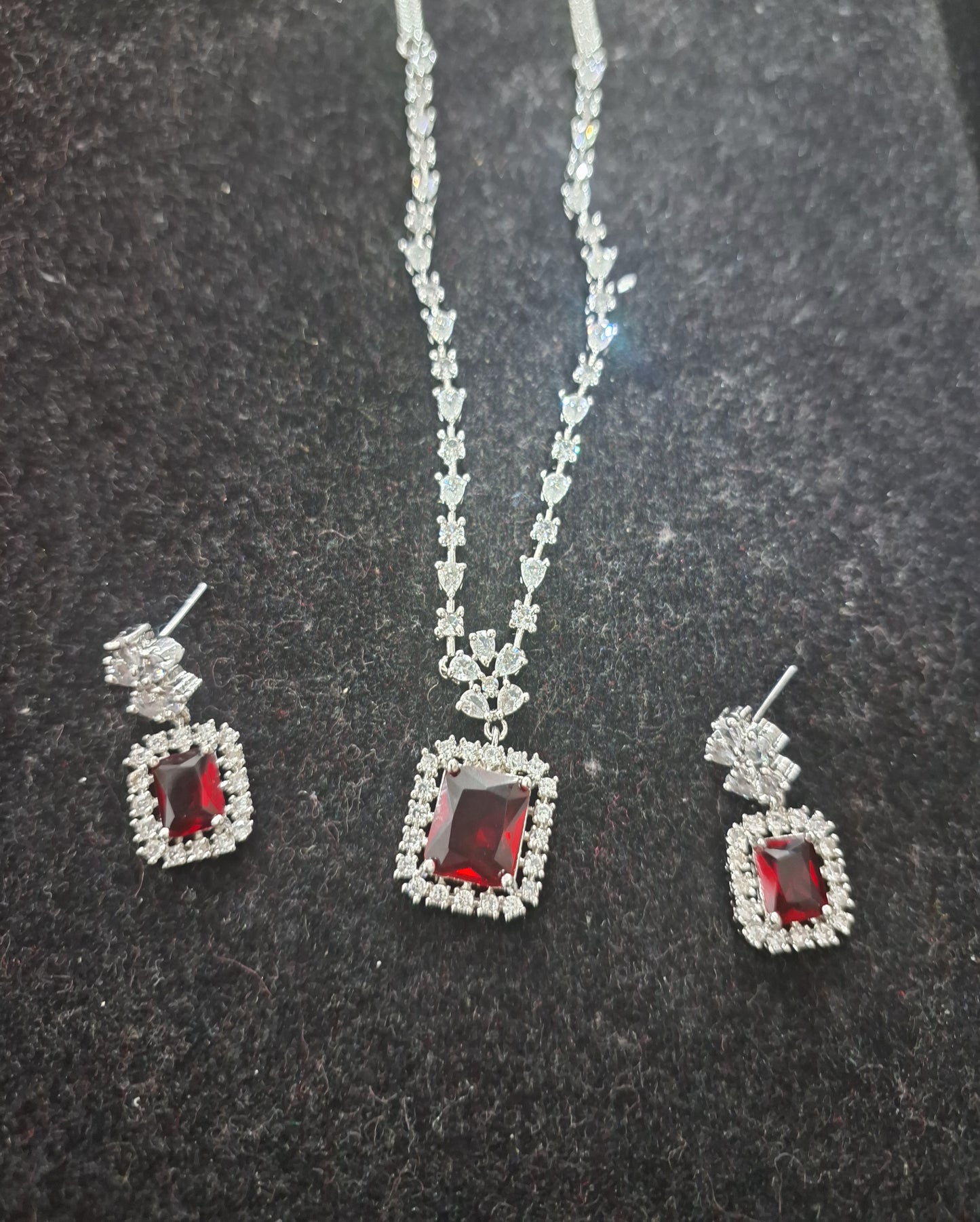 Alia Starcut AD Jewellery Set