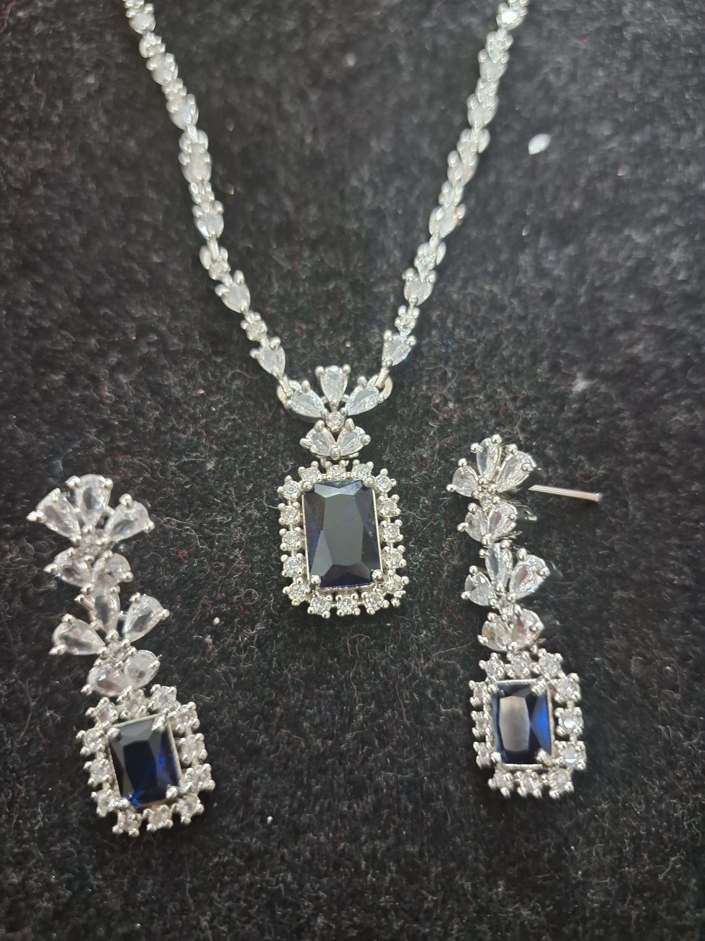 Alia Starcut AD Jewellery Set
