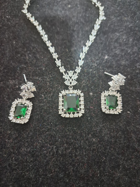 Alia Starcut AD Jewellery Set