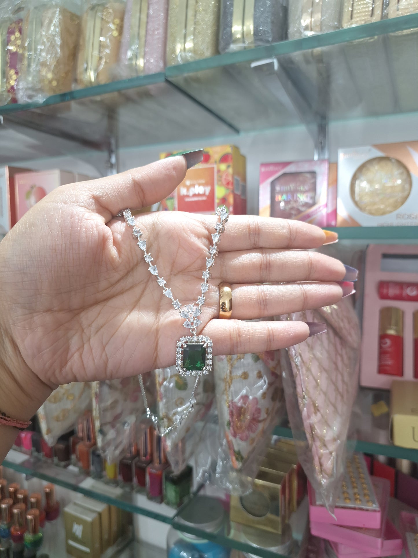 Alia Starcut AD Jewellery Set