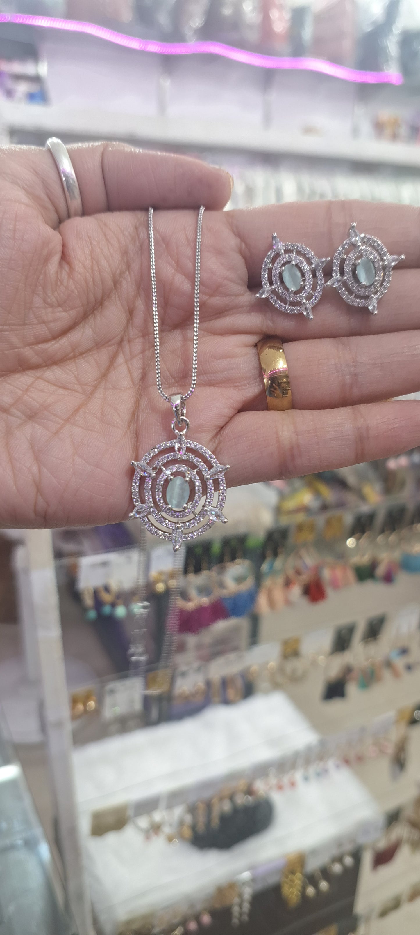 Starcut AD Pendant Set