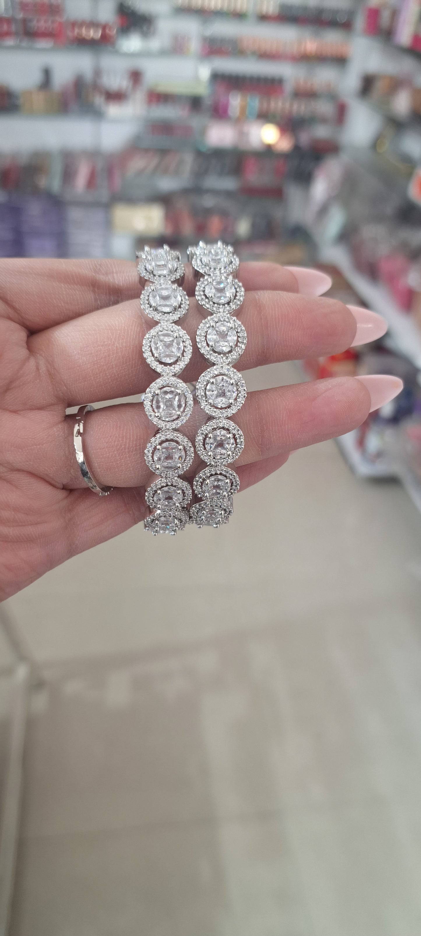 Solitaire Starcut AD Bangle Set
