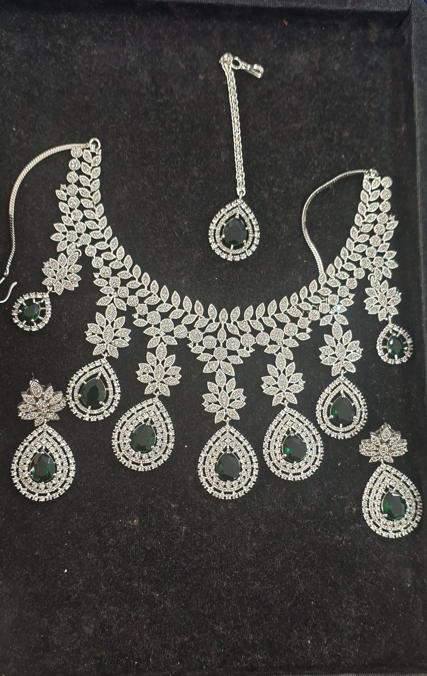Celebrity Inspired Starcut AD Jewellery Set