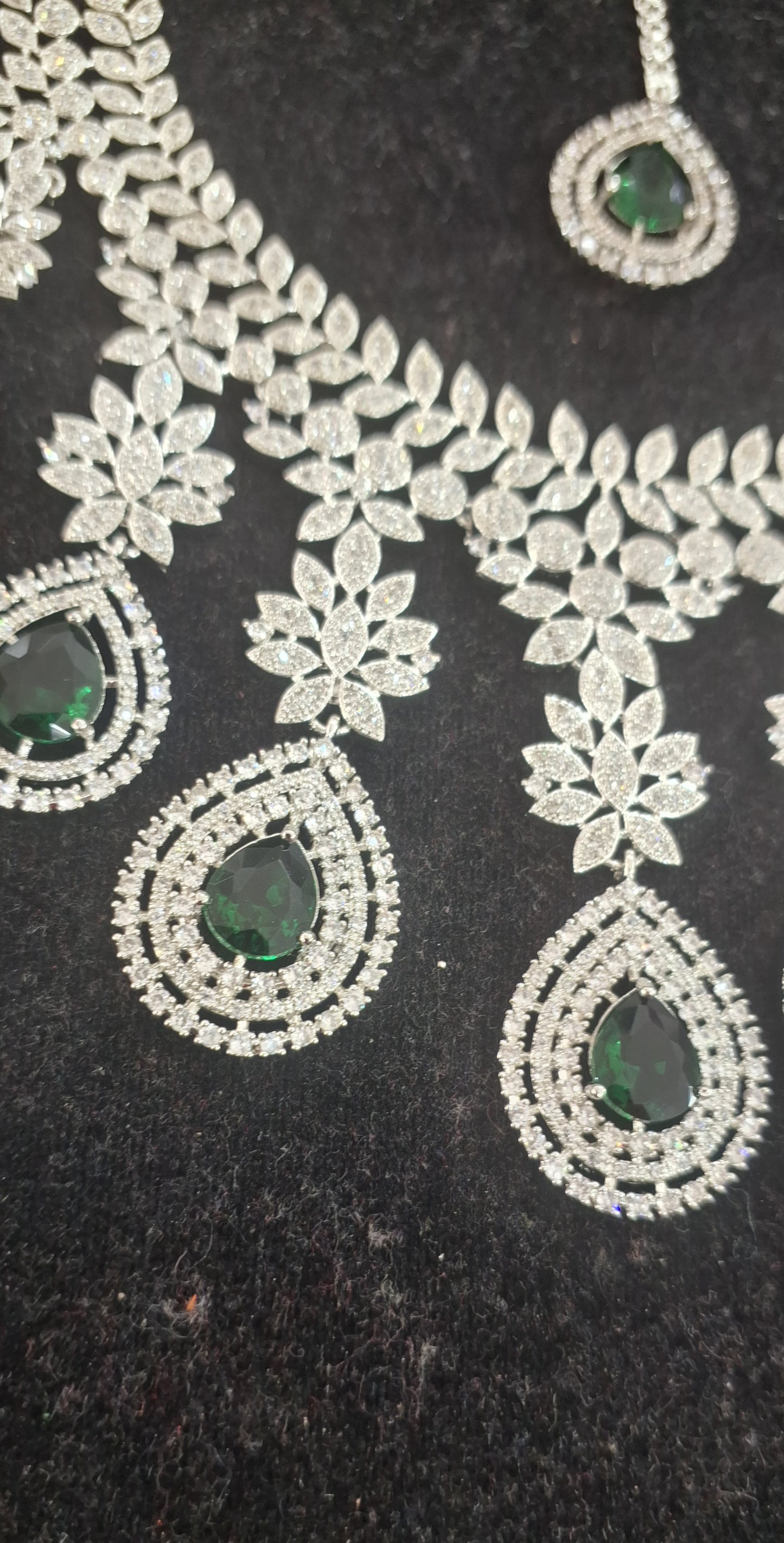 Celebrity Inspired Starcut AD Jewellery Set