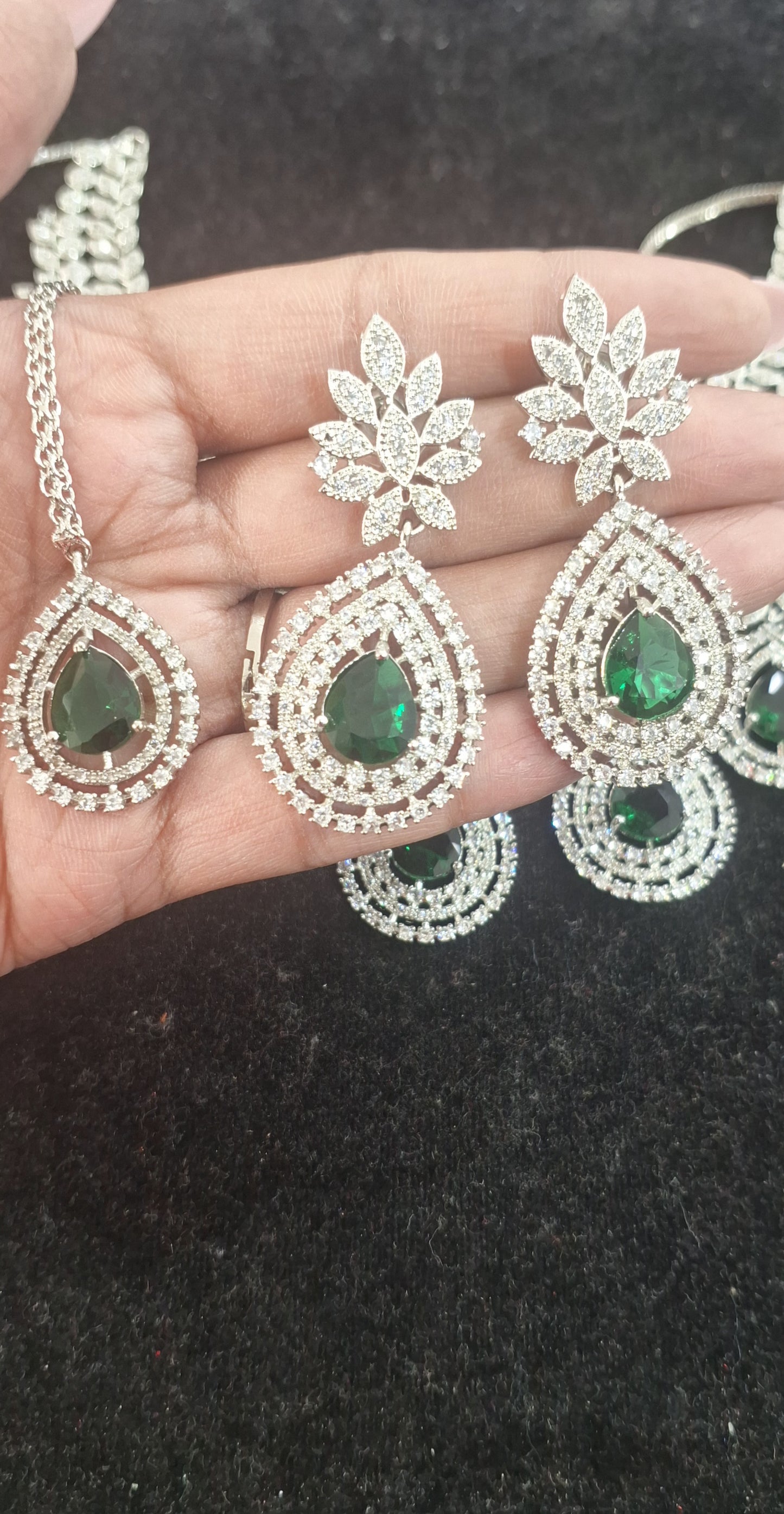 Celebrity Inspired Starcut AD Jewellery Set