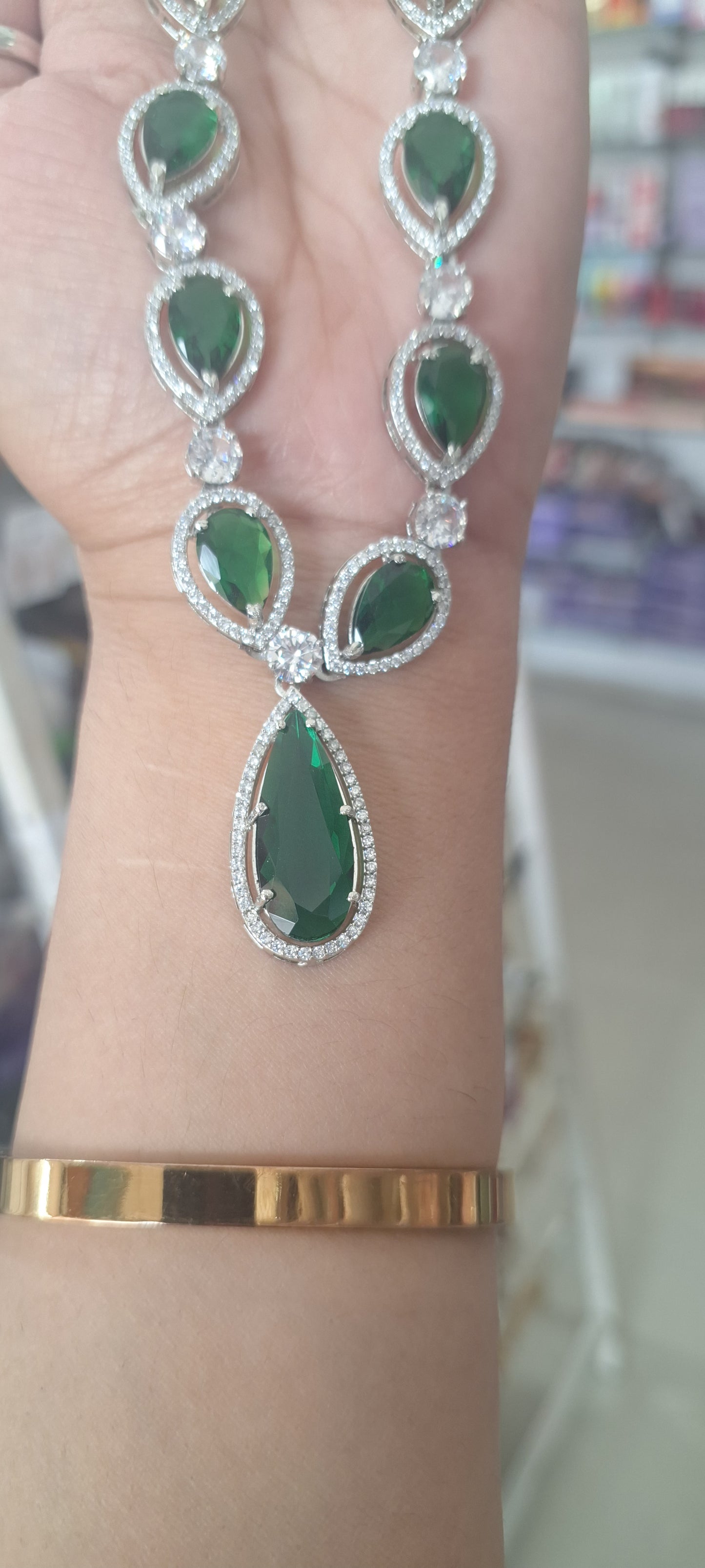 Starcut AD Jewellery Set