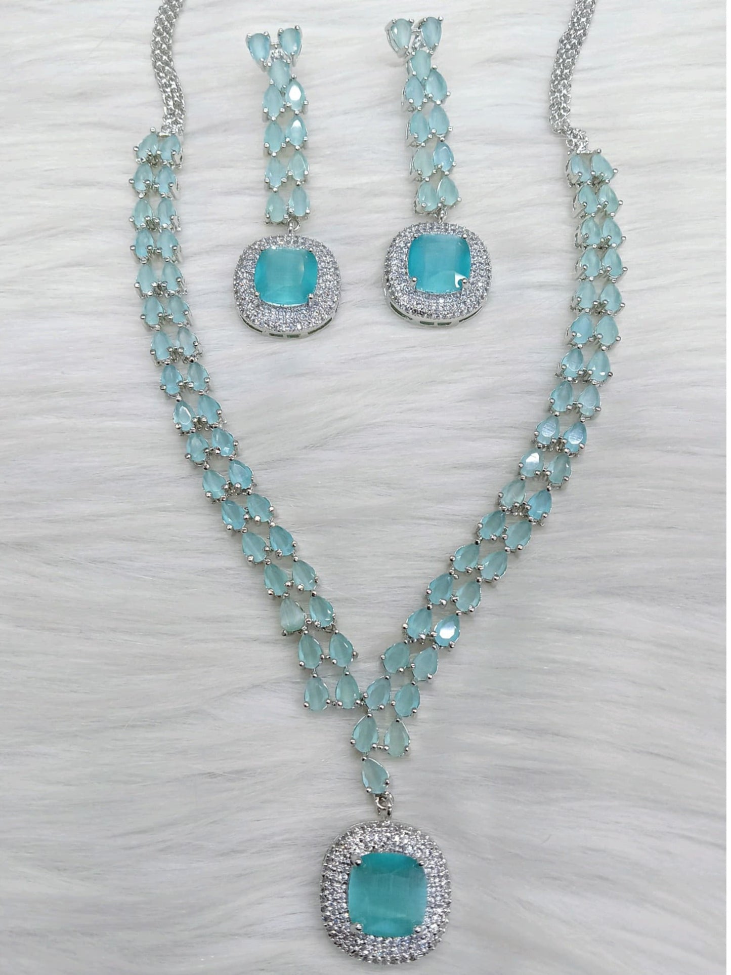 Starcut AD Jewellery Set