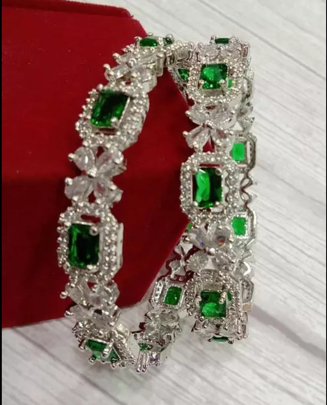 Starcut AD Bangle Set
