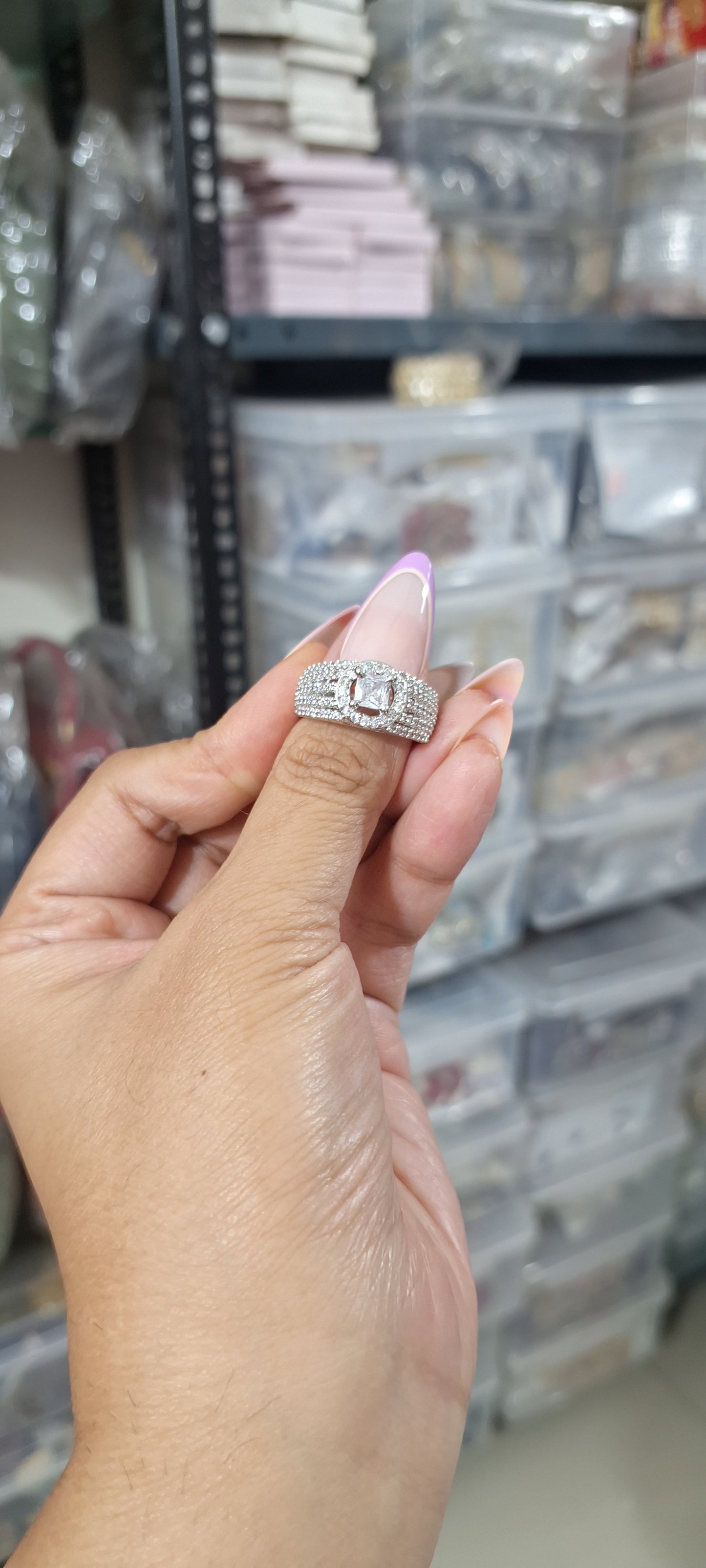 Starcut AD Solitaire Ring