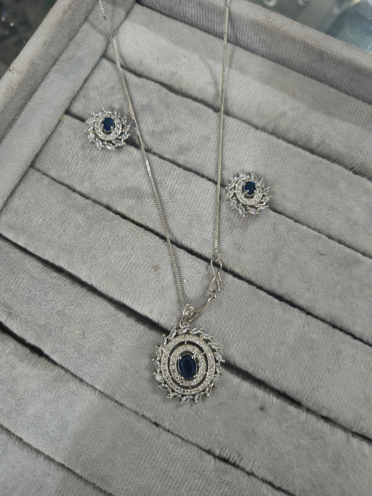 Starcut AD Pendant set