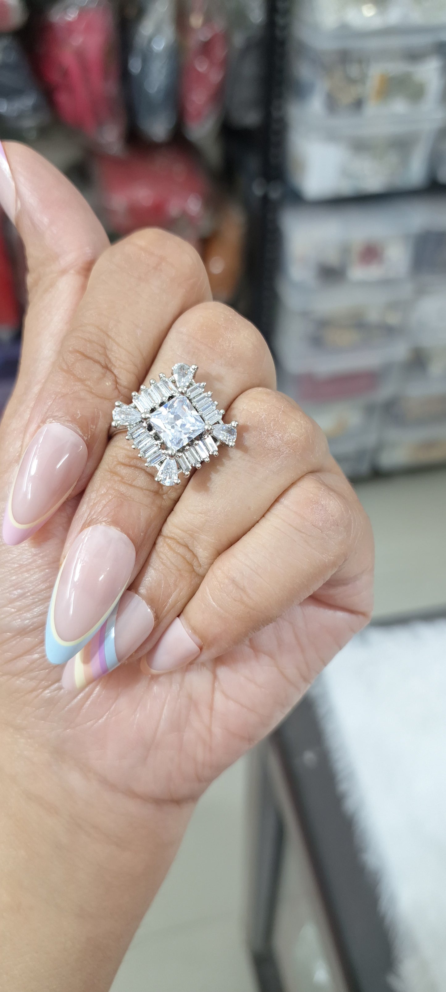 Starcut AD Solitaire Ring