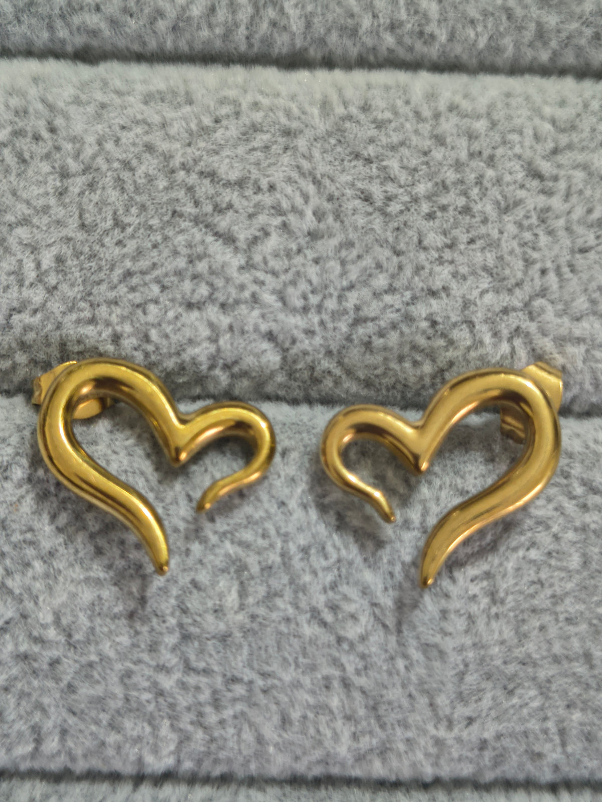 Anti-Tarnish Earring Combo ..

BUY Any 3 at ₹400 + Ship ..