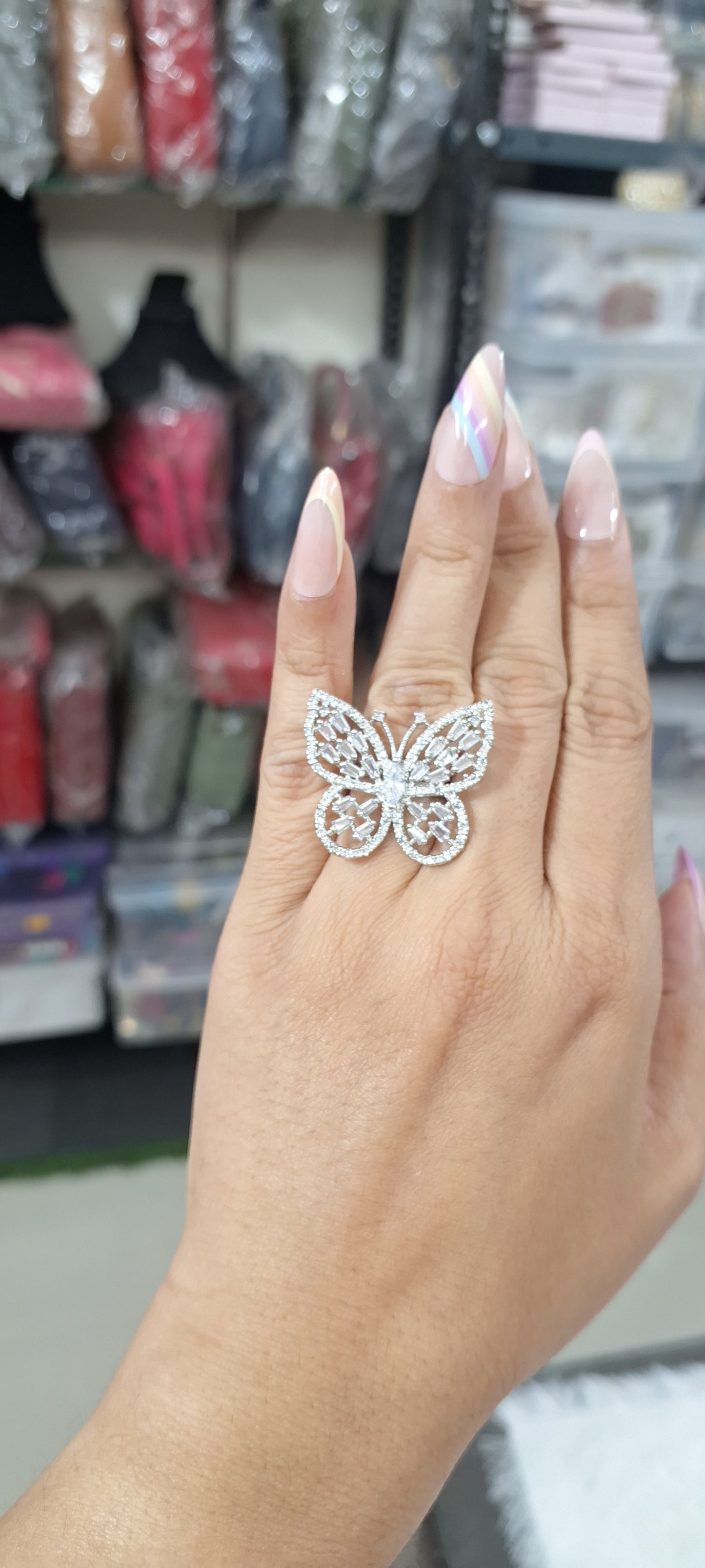 Starcut AD Butterfly Ring