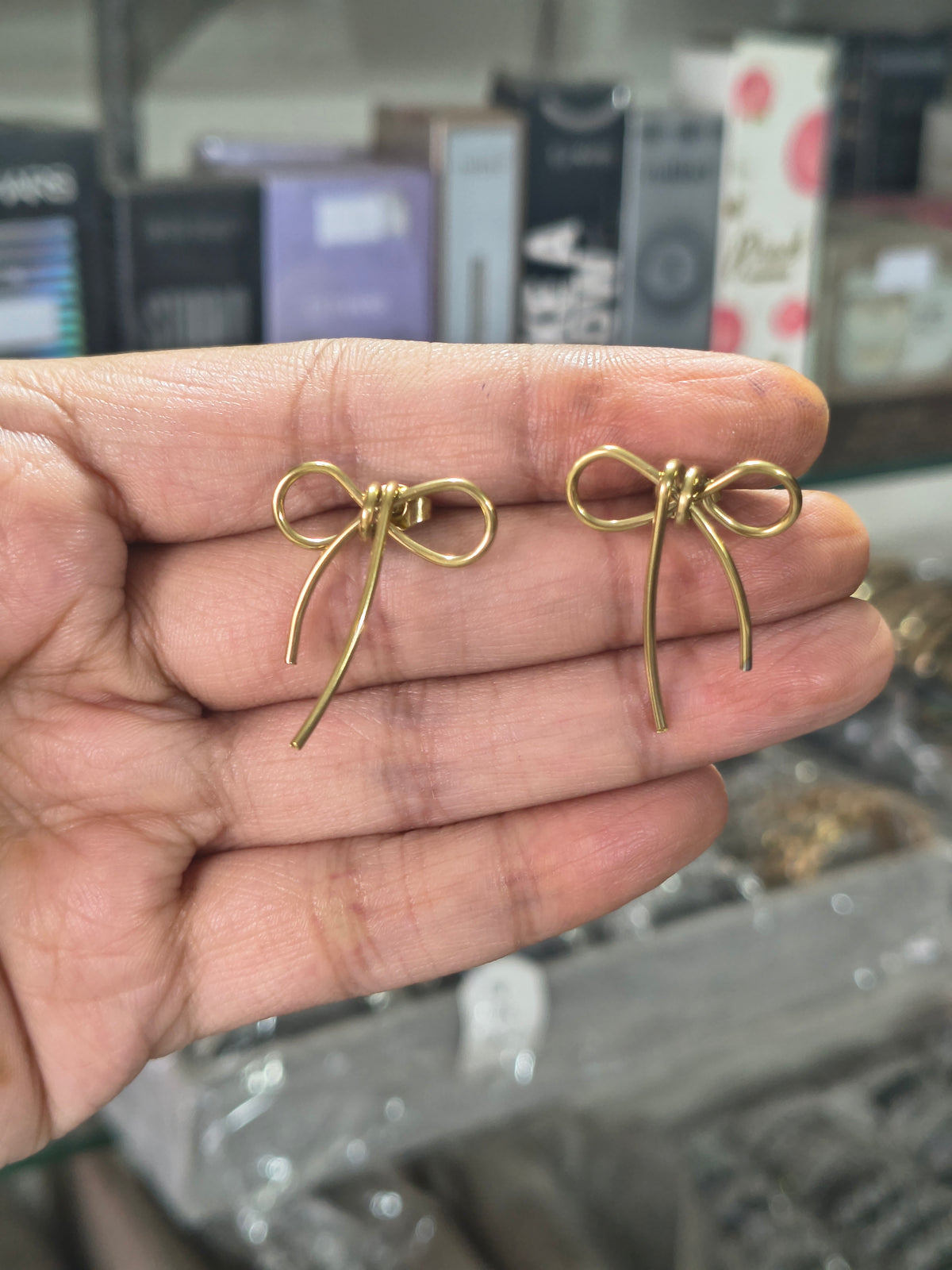 Anti-Tarnish Earring Combo ..

BUY Any 3 at ₹400 + Ship ..