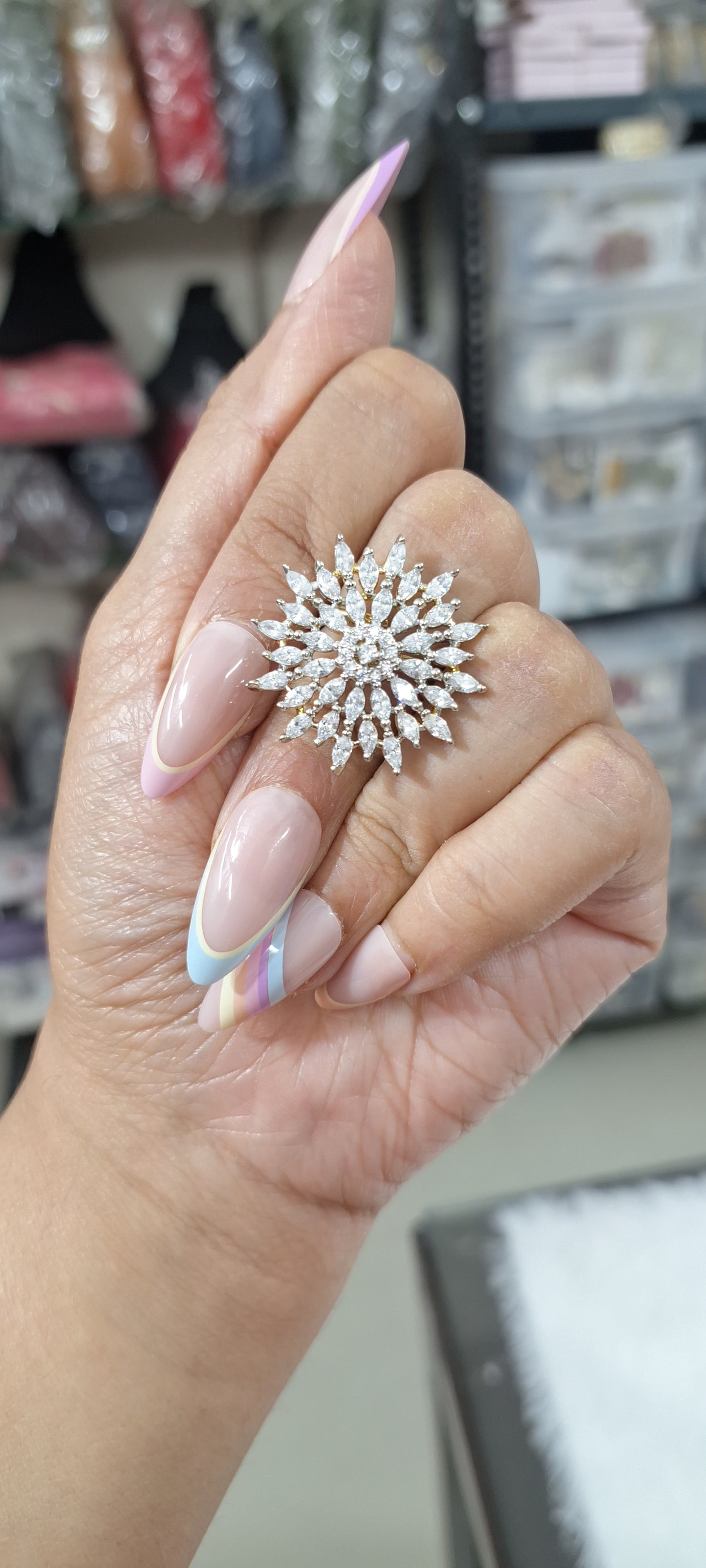 Starcut AD Flower Ring